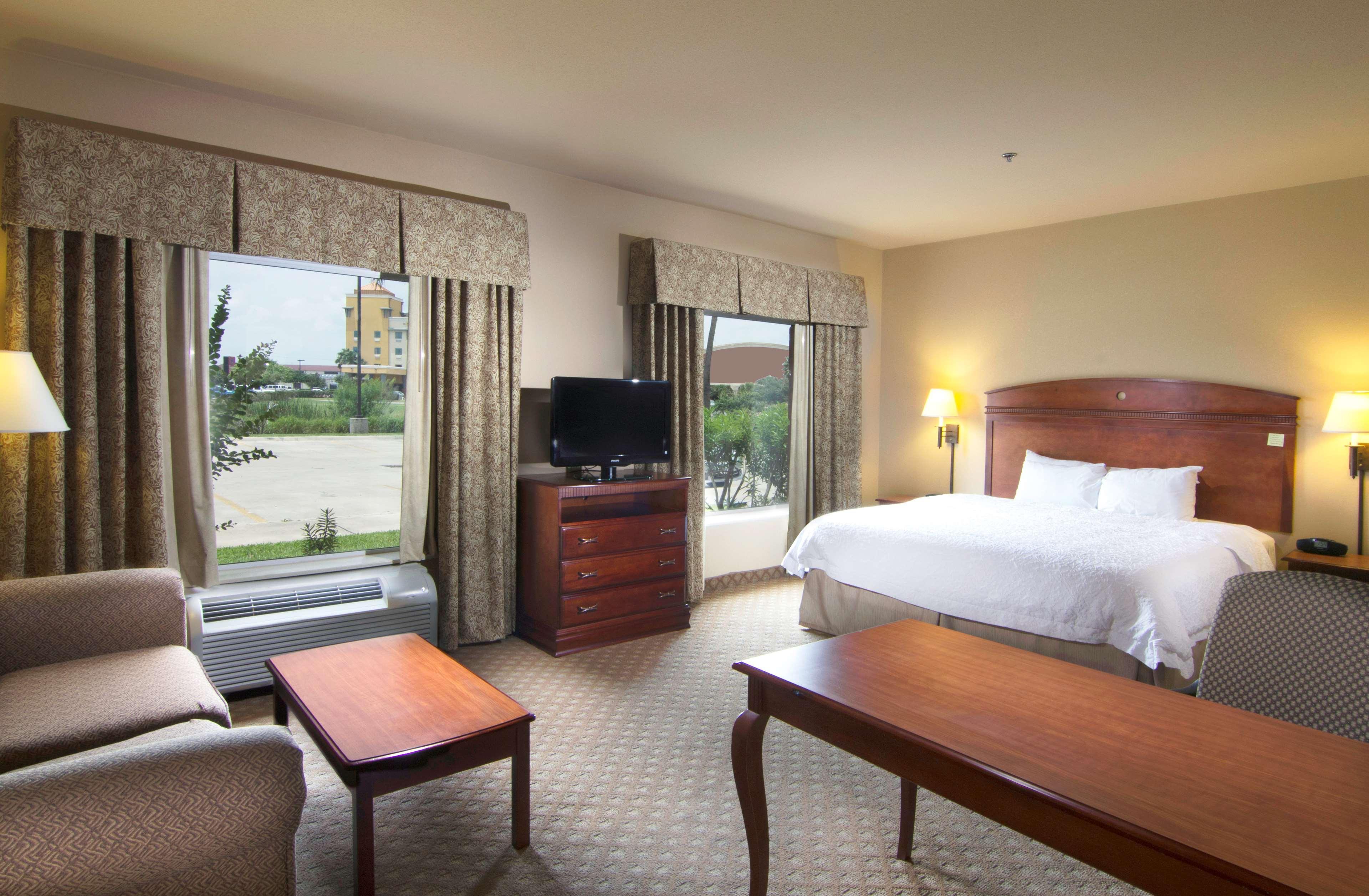 Hampton Inn And Suites-Brownsville Esterno foto
